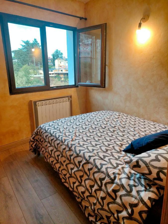 Apartamento Rural Miraflores de la Sierra Bagian luar foto