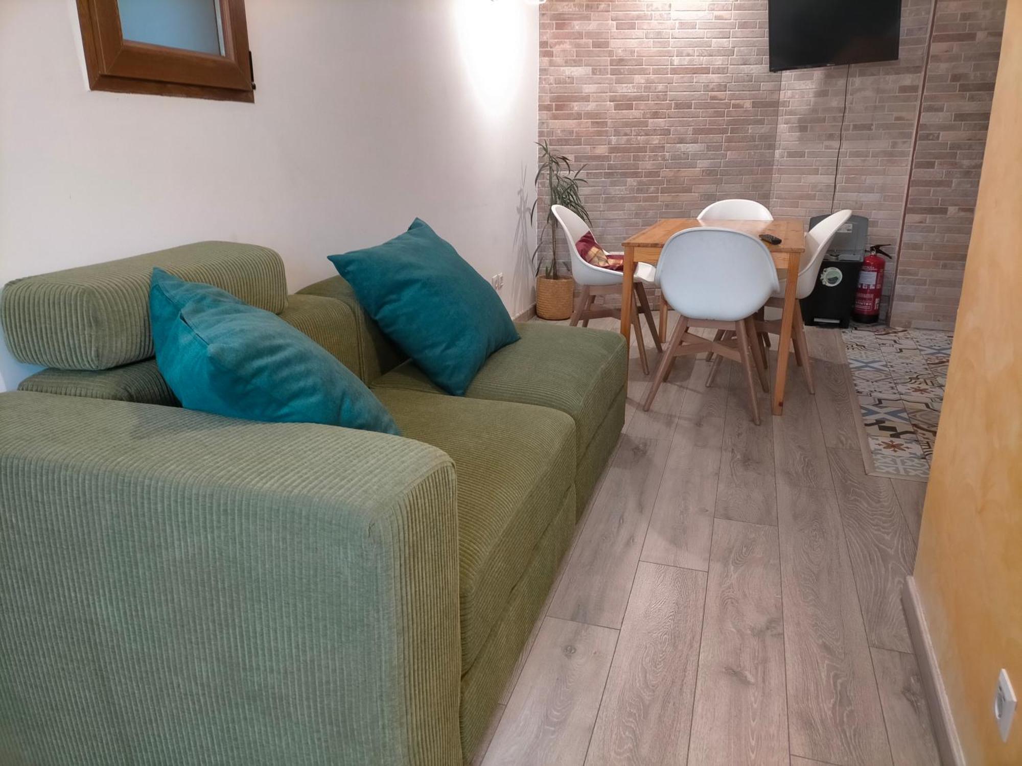 Apartamento Rural Miraflores de la Sierra Bagian luar foto